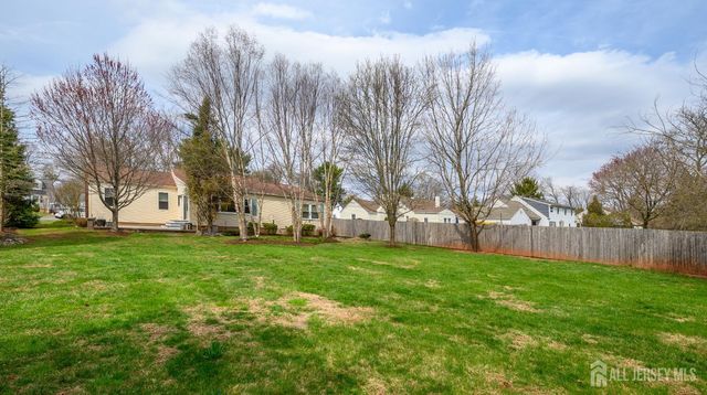 65 Wilson Road, Franklin Twsp, NJ 08873