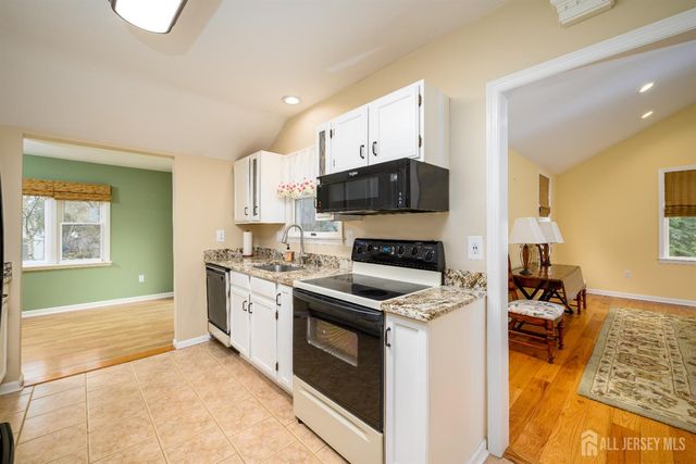 65 Wilson Road, Franklin Twsp, NJ 08873