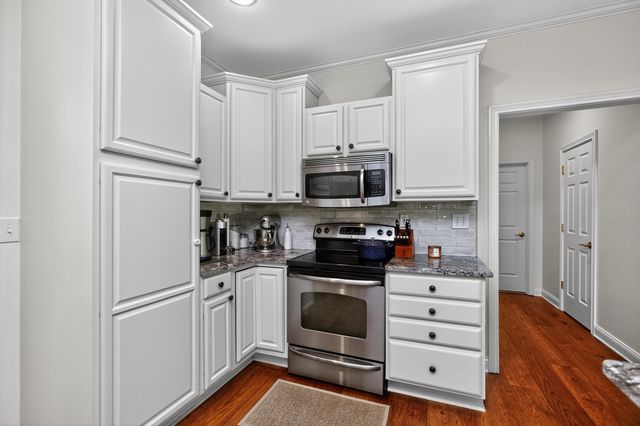 3213 Darlington Circle, Lexington, KY 40509