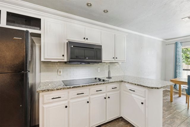 10412 NW 37th Street, Yukon, OK 73099