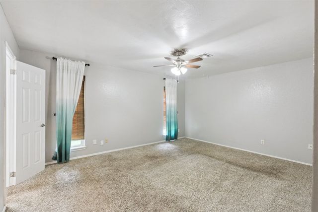 10412 NW 37th Street, Yukon, OK 73099