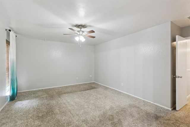 10412 NW 37th Street, Yukon, OK 73099