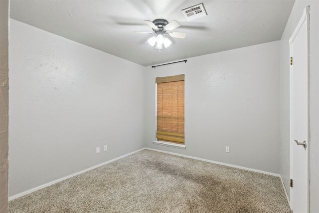 10412 NW 37th Street, Yukon, OK 73099