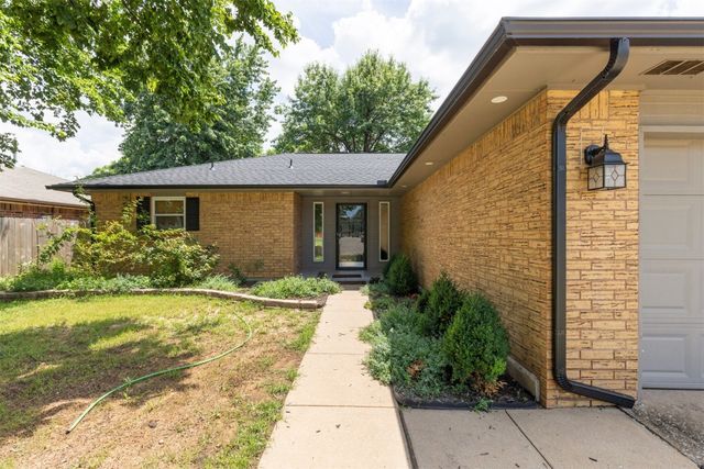 10412 NW 37th Street, Yukon, OK 73099