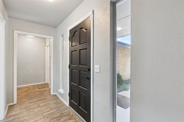 10412 NW 37th Street, Yukon, OK 73099