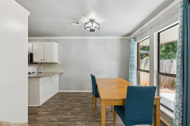 10412 NW 37th Street, Yukon, OK 73099