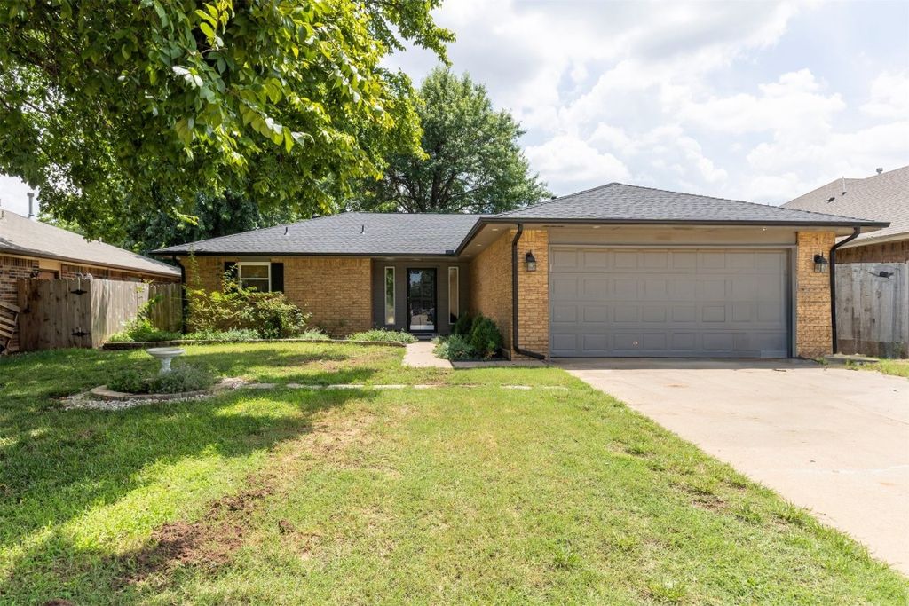 10412 NW 37th Street, Yukon, OK 73099