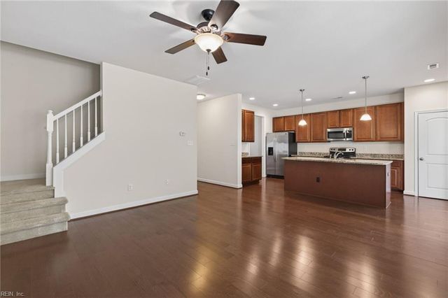 5540 Parish Turn PL, Virginia Beach, VA 23455