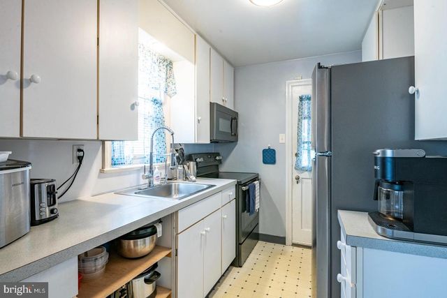 850 E MADISON ST, Lancaster, PA 17602