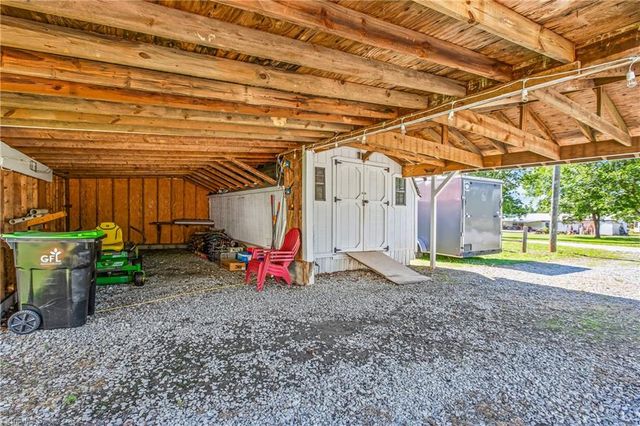 1913 NC Highway 150, Lexington, NC 27295