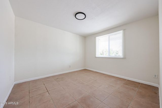 3951 W Monte Vista Road, Phoenix, AZ 85009