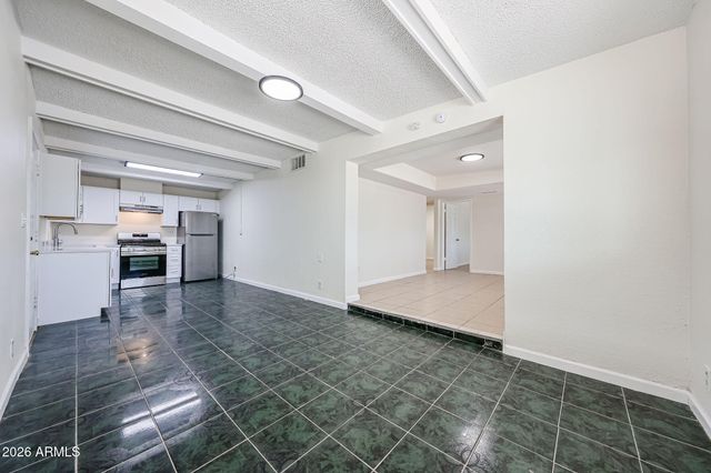 3951 W Monte Vista Road, Phoenix, AZ 85009