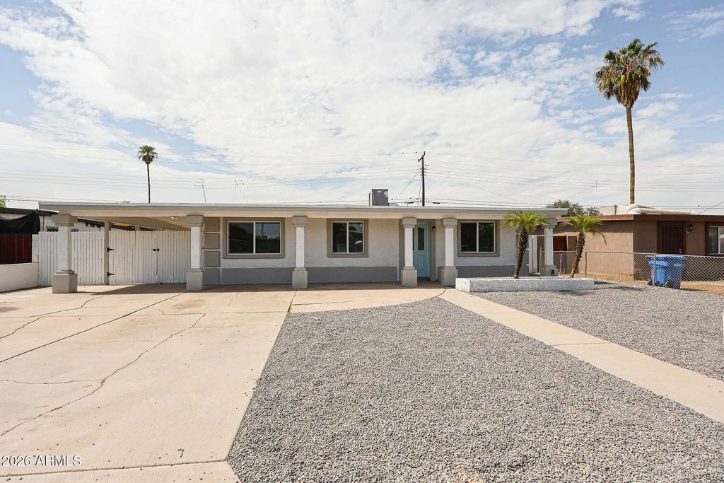 3951 W Monte Vista Road, Phoenix, AZ 85009
