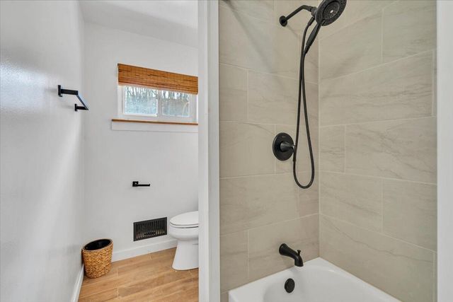 951 Hartsook BLVD, Roanoke, VA 24014