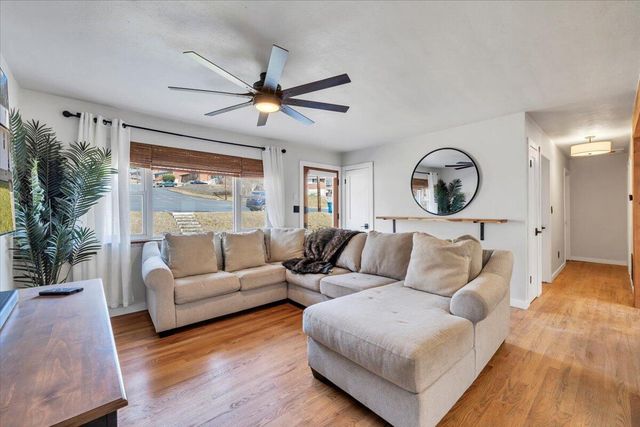 951 Hartsook BLVD, Roanoke, VA 24014