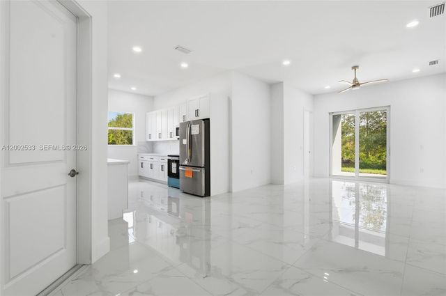 325 Lloyd AVE S, Lehigh Acres, FL 33974