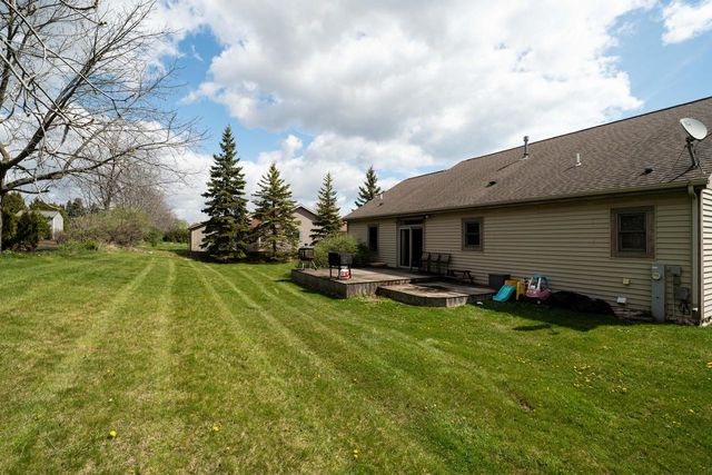 429 S Heritage STREET, Belgium, WI 53004