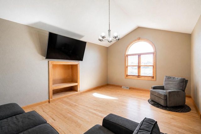 429 S Heritage STREET, Belgium, WI 53004