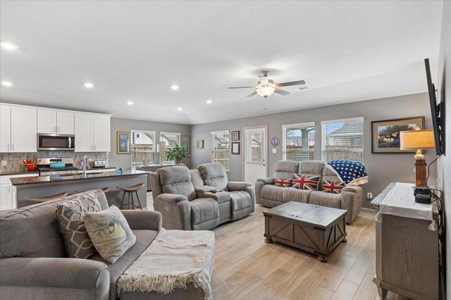 5557 Castle Peak Bend, Fort Worth, TX 76126