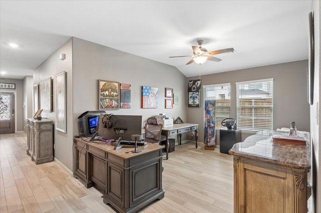 5557 Castle Peak Bend, Fort Worth, TX 76126