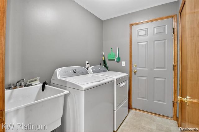 28715 Portsmouth Court, Chesterfield Township, MI 48047