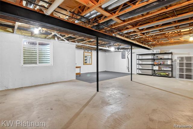 28715 Portsmouth Court, Chesterfield Township, MI 48047