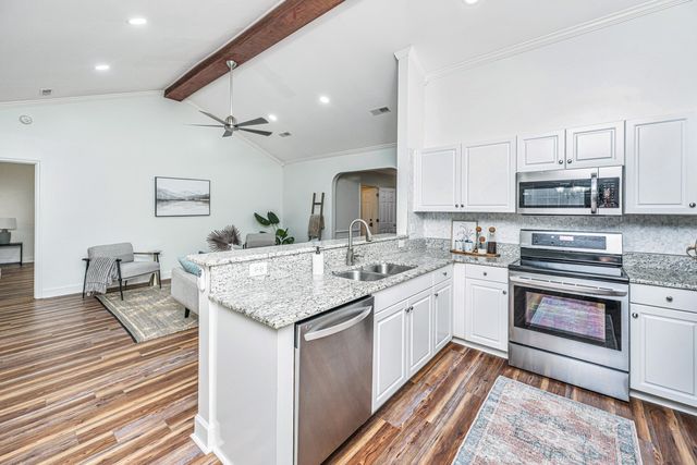 106 Irish Oak Drive, Goose Creek, SC 29445