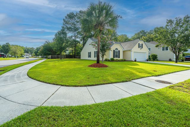 106 Irish Oak Drive, Goose Creek, SC 29445