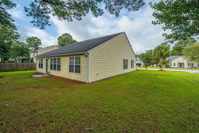 106 Irish Oak Drive, Goose Creek, SC 29445