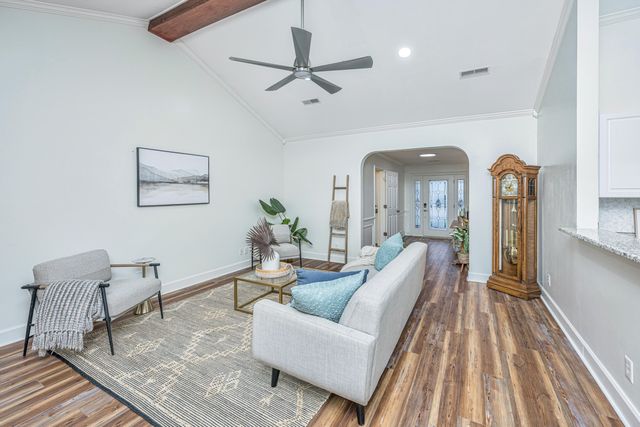 106 Irish Oak Drive, Goose Creek, SC 29445