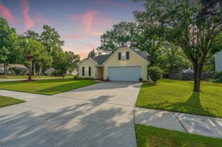 106 Irish Oak Drive, Goose Creek, SC 29445