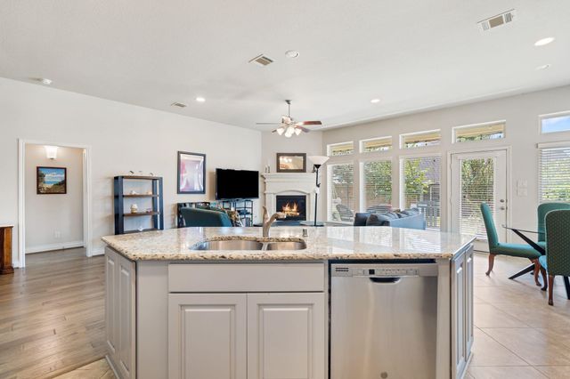 13814 Tidewater Crest Lane, Pearland, TX 77584