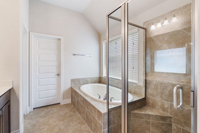 13814 Tidewater Crest Lane, Pearland, TX 77584