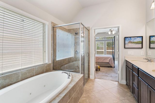 13814 Tidewater Crest Lane, Pearland, TX 77584