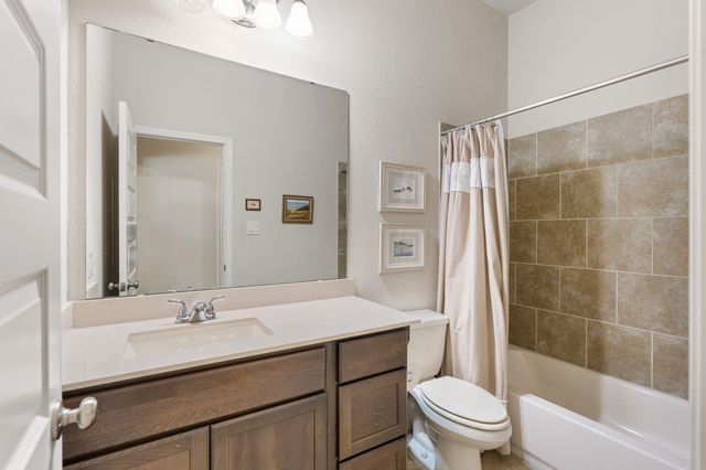 13814 Tidewater Crest Lane, Pearland, TX 77584