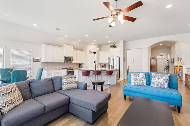 13814 Tidewater Crest Lane, Pearland, TX 77584