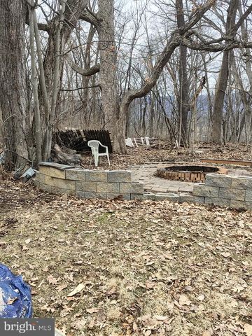 4945 DEER PATH DR, Huntingdon, PA 16652