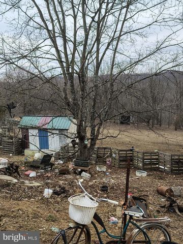 4945 DEER PATH DR, Huntingdon, PA 16652