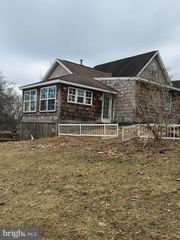 4945 DEER PATH DR, Huntingdon, PA 16652
