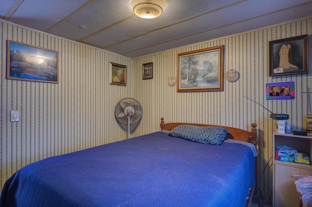 42 Fox Hill Lane, Conway, NH 03818