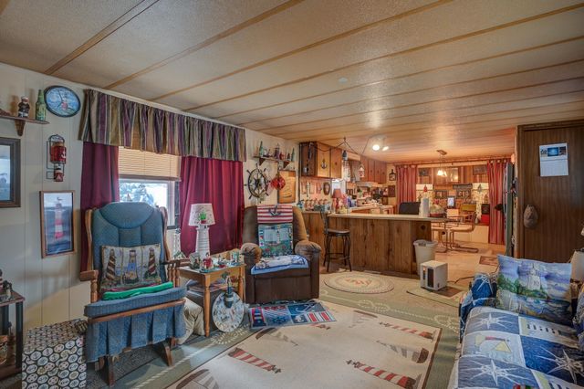 42 Fox Hill Lane, Conway, NH 03818