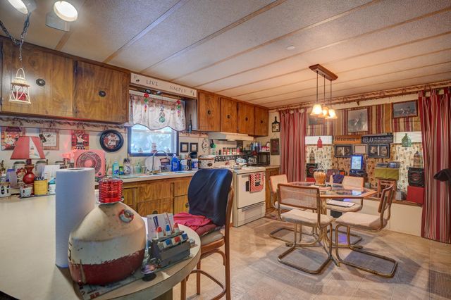 42 Fox Hill Lane, Conway, NH 03818