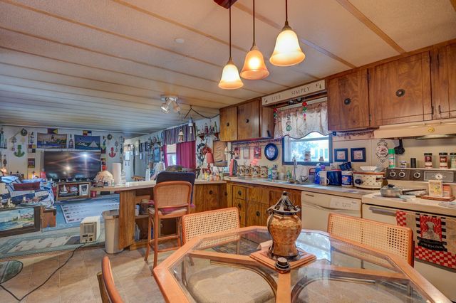 42 Fox Hill Lane, Conway, NH 03818