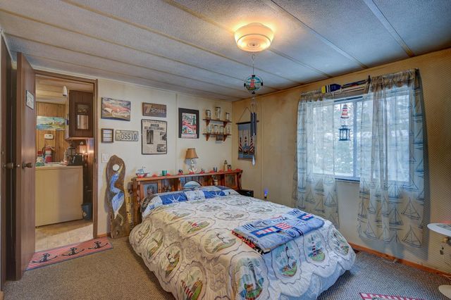 42 Fox Hill Lane, Conway, NH 03818