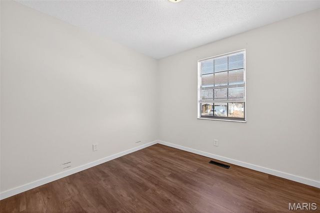 1915 Laverne Drive, Arnold, MO 63010