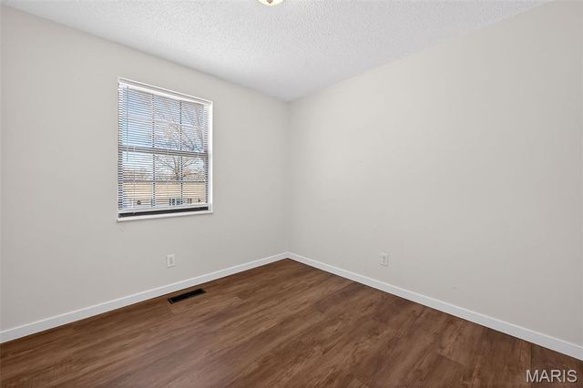 1915 Laverne Drive, Arnold, MO 63010