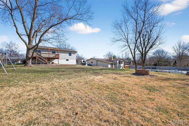 1915 Laverne Drive, Arnold, MO 63010