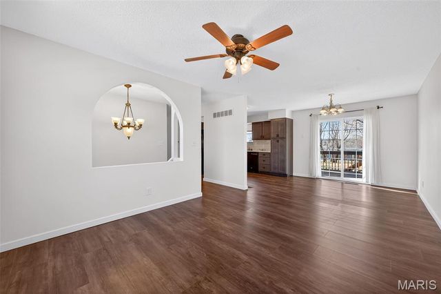 1915 Laverne Drive, Arnold, MO 63010