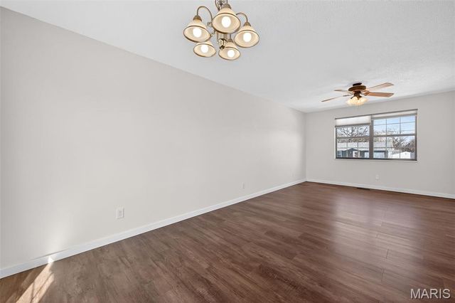 1915 Laverne Drive, Arnold, MO 63010