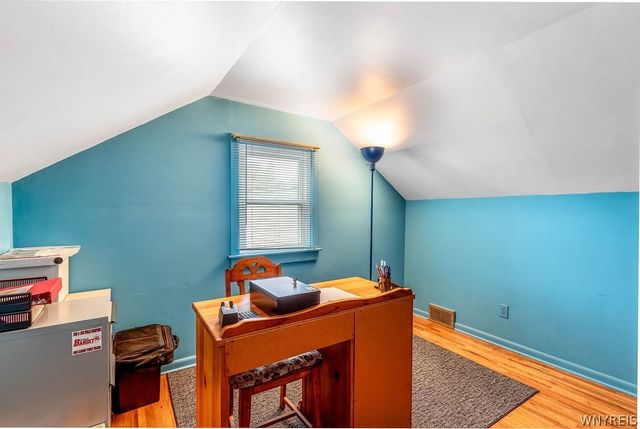 24 Greenmeadow Drive, Orchard Park, NY 14127